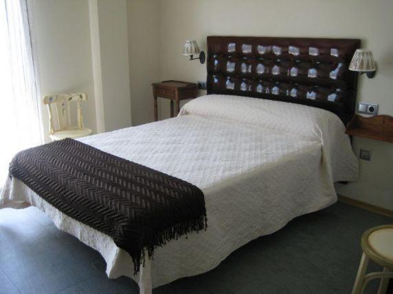 Posada La Desmera Isla Room photo
